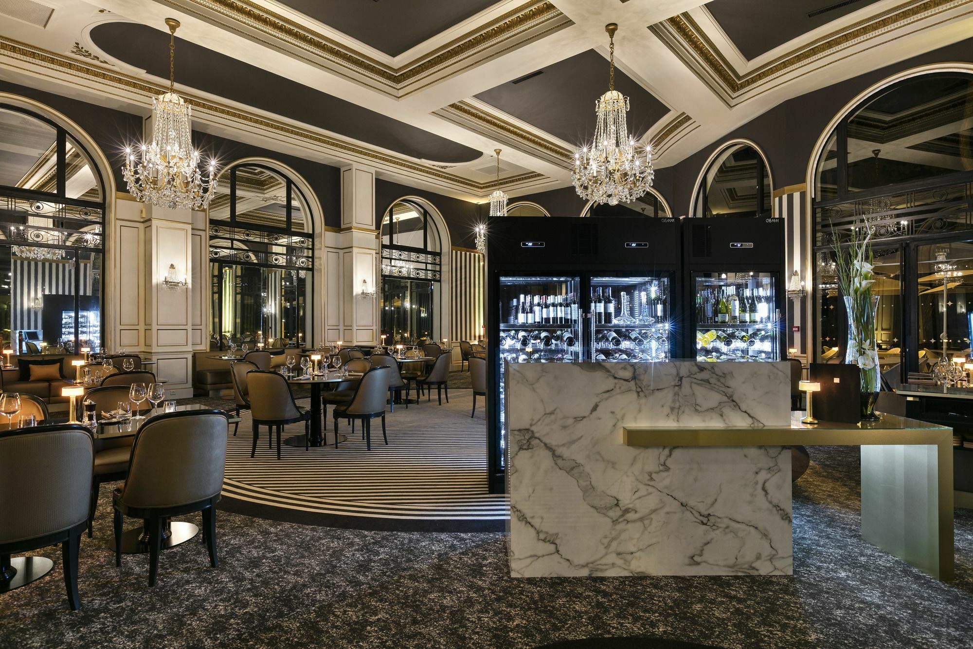 Barriere L'hermitage 5*